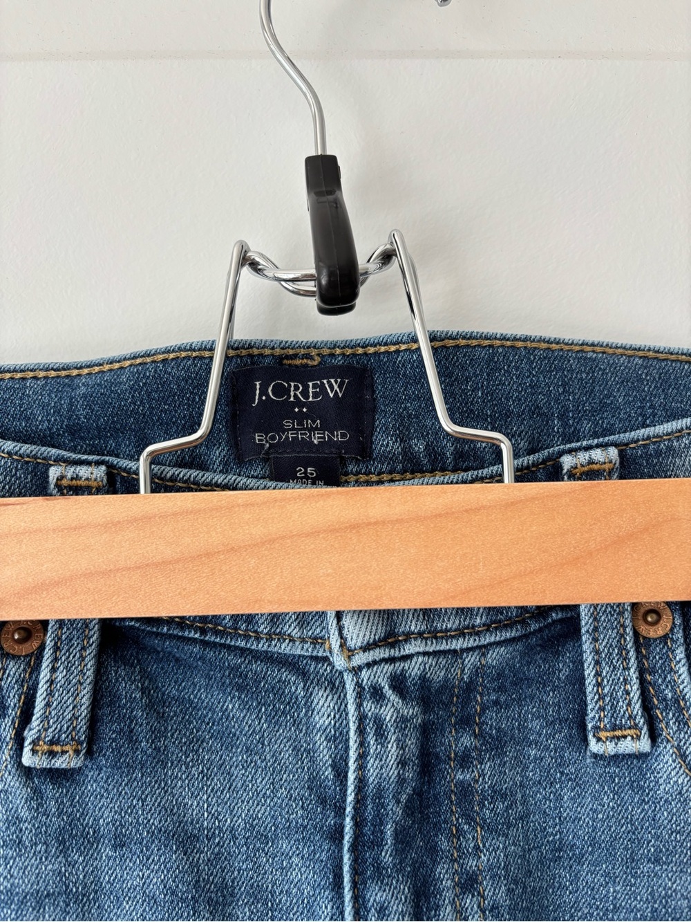 J.Crew Slim Boyfriend Jeans Size 25 Medium Blue Wash Distressed - Picture 2 of 10